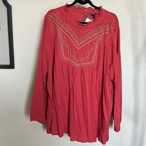 ✨ Torrid Top – Size 4✨